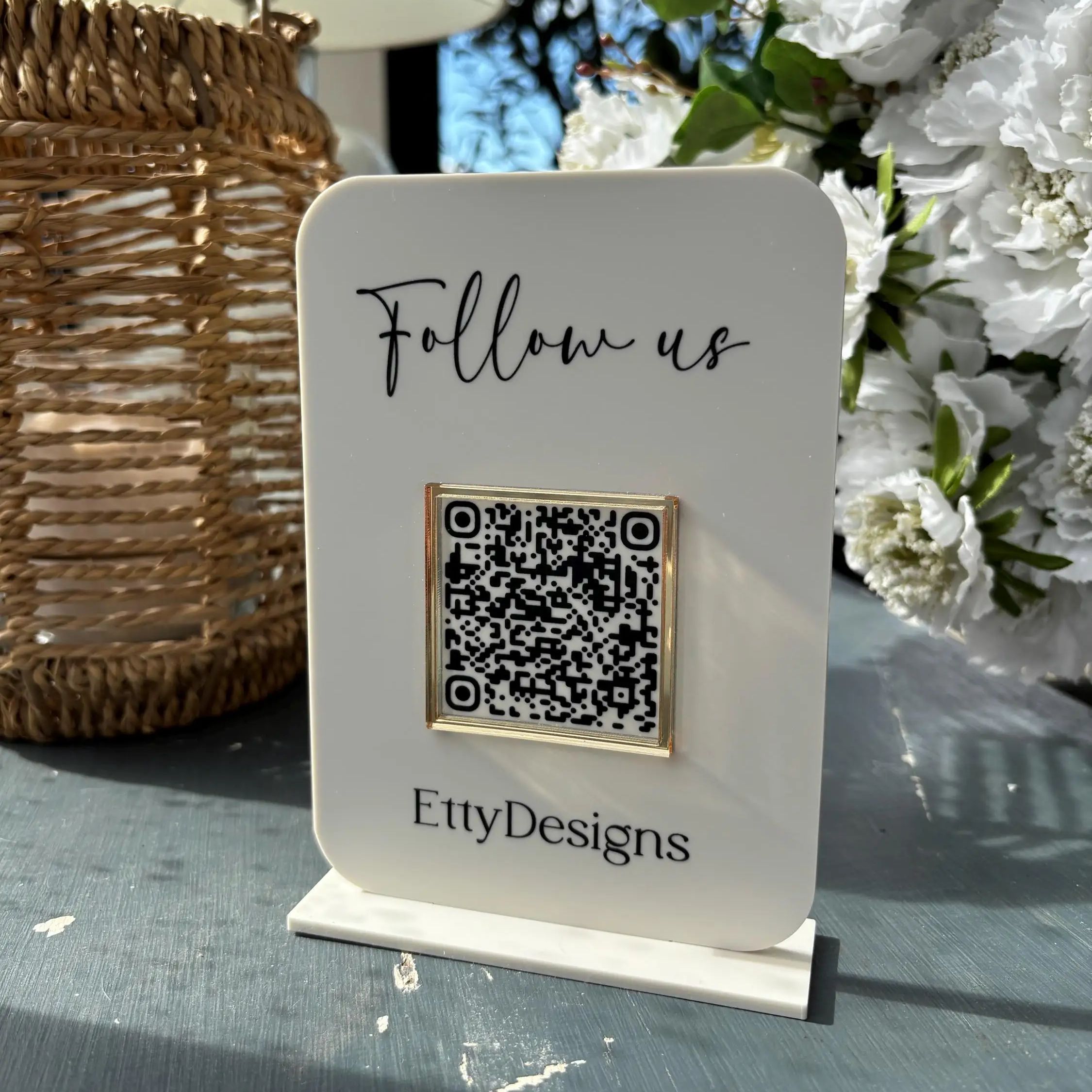 Customized Acrylic QR Code Pay - đánh giá và giá Airbnb Smart Home